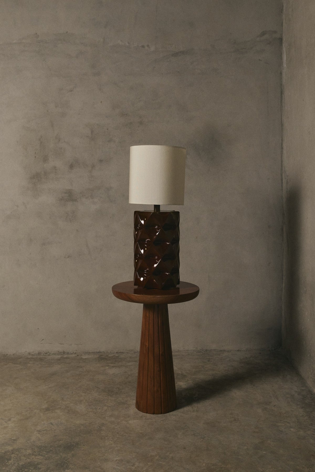 Diamond Table Lamp detail