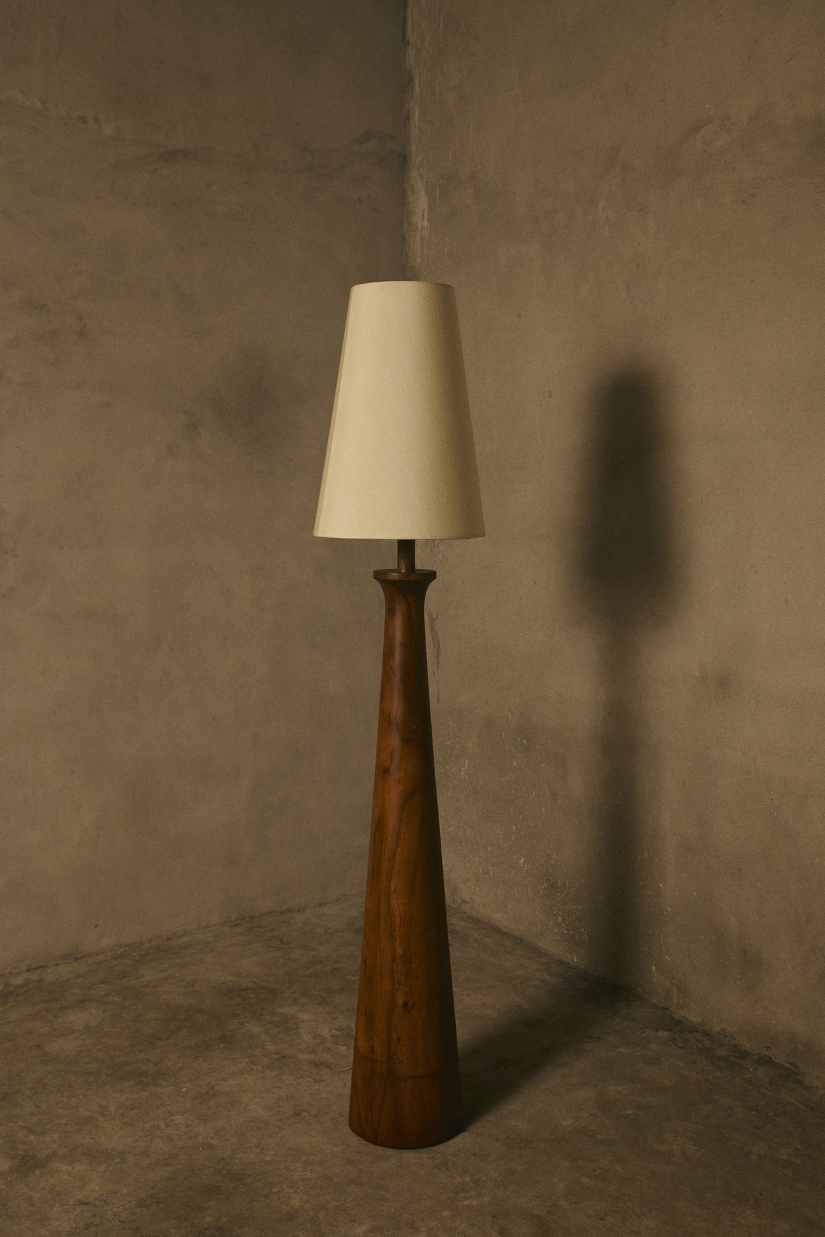 Obelisk Floor Lamp